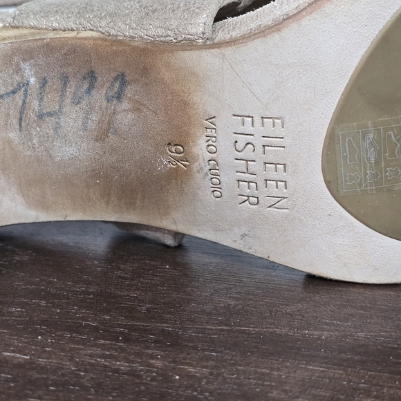 Eileen Fisher Patsy Beige Metallic Leather Sandals Women's Size 9.5 - Picture 14 of 15